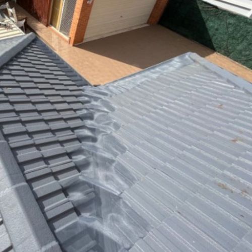 Tile leaf guard